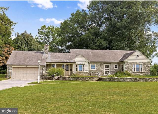 Property at 1742 Old Philadelphia Pike, Lancaster, PA 17602, 2 beds, 1.5 baths