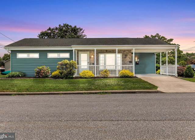 Property at 550 S Prince St, Palmyra, PA 17078, 3 beds, 1 bath