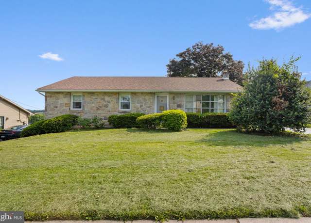 Property at 688 Sylvan Dr, Pottstown, PA 19464, 3 beds, 2 baths