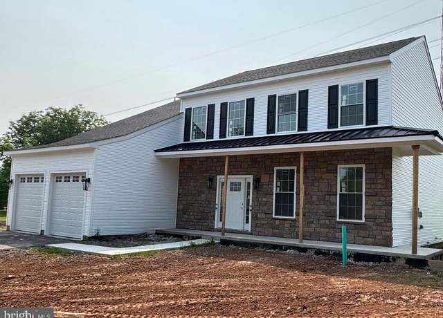 Property at 820 Waterford Dr, Souderton, PA 18964, 4 beds, 2.5 baths