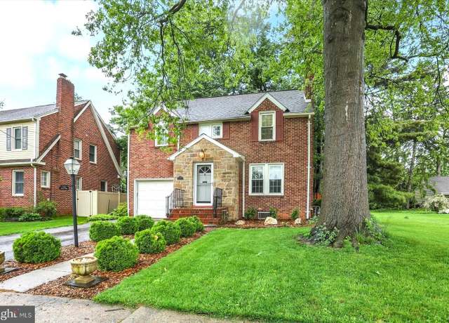 Property at 111 N Vernon St, York, PA 17402, 3 beds, 1.5 baths