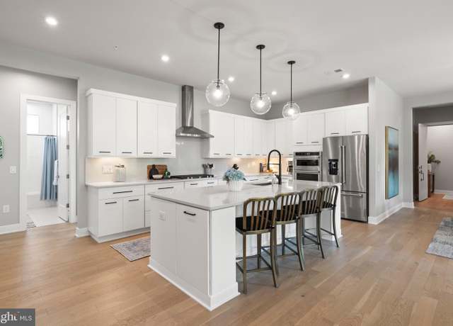 Property at 43442 Croson Ln #100, Ashburn, VA 20148, 4 beds, 3.5 baths