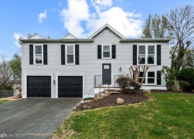 Property at 9909 Windridge Dr, Fredericksburg, VA 22407, 4 beds, 3 baths