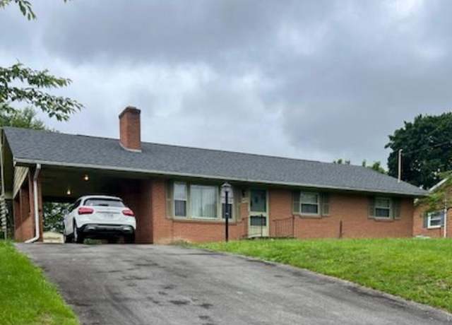 Property at 421 Superior Ave, Winchester, VA 22601, 3 beds, 1.5 baths
