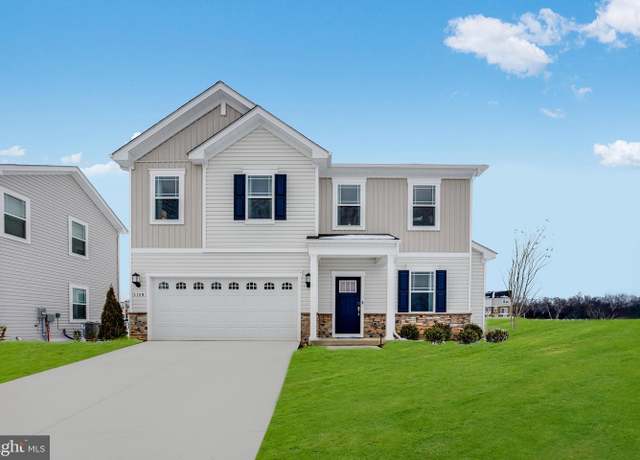 Property at 10585 Roundstone Ln, White Plains, MD 20695, 5 beds, 3 baths