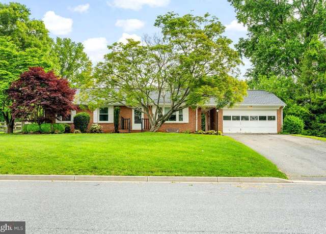 Property at 5 Locust Blvd, Middletown, MD 21769, 3 beds, 2 baths