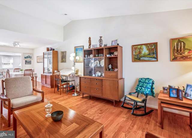 Property at 3613 Edelmar Ter Unit 131-B, Silver Spring, MD 20906, 3 beds, 2 baths