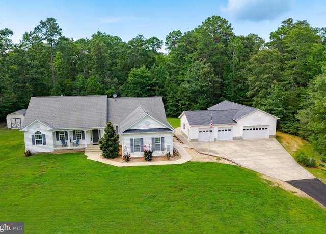 Property at 44074 Medleys Neck Rd, Leonardtown, MD 20650, 4 beds, 3 baths