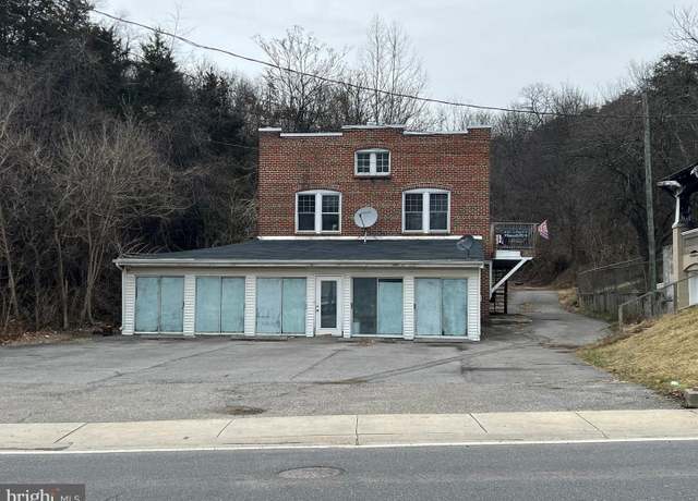 Property at 102 E Main St, Hancock, MD 21750, 3 beds, 1 bath