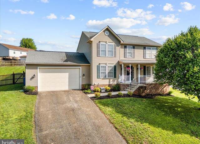 Property at 105 Bachtell Cir, Smithsburg, MD 21783, 4 beds, 2.5 baths