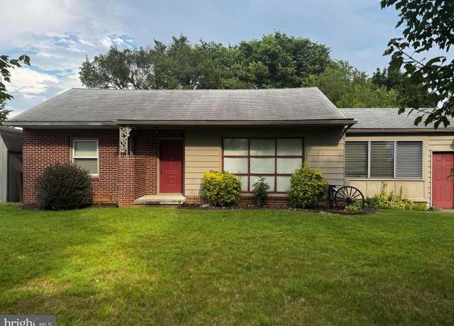 Property at 13517 Paradise Church Rd, Hagerstown, MD 21742, 2 beds, 1 bath