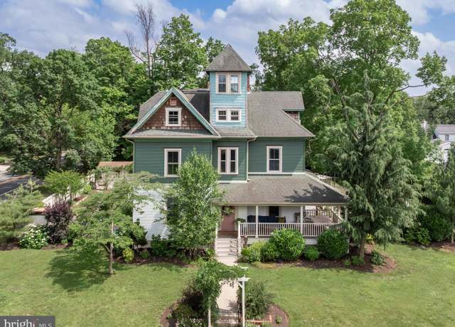 Property at 101 Warren Ave, Sewell, NJ 08080, 5 beds, 2.5 baths