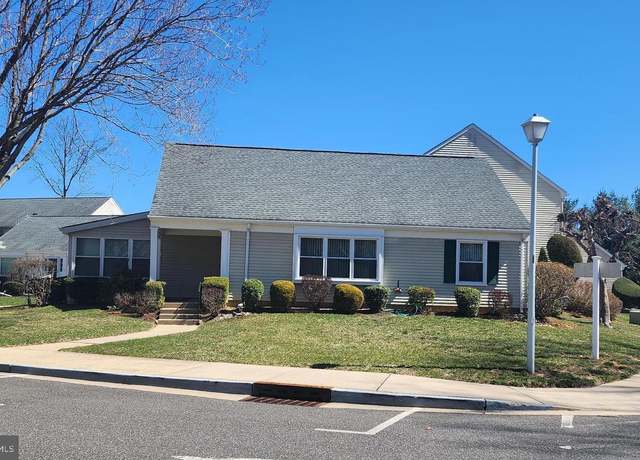 Property at 309-C Sharon Way, Monroe Township, NJ 08831, 2 beds, 1.5 baths