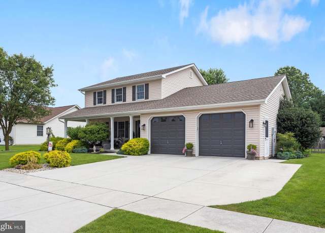 Property at 205 Panther Dr, Hanover, PA 17331, 3 beds, 2.5 baths