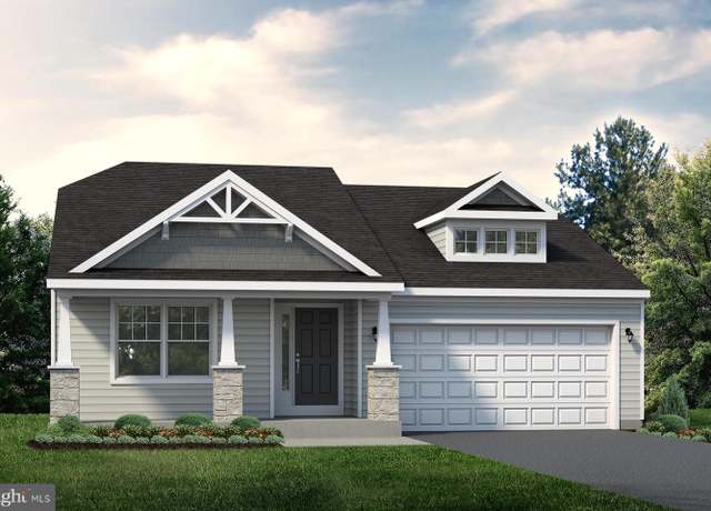 Property at 304 Amberleigh Ln, Shippensburg, PA 17257, 3 beds, 2.5 baths