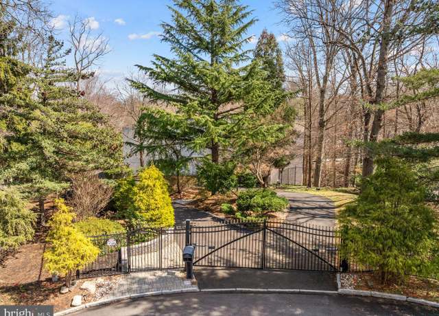 Property at 1351 Bobarn Dr, Penn Valley, PA 19072, 5 beds, 4.5 baths
