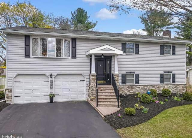 Property at 1210 Bluestone Dr, Bethlehem, PA 18017, 4 beds, 2.5 baths