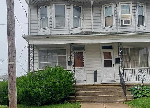 Property at 52 S 2nd St, Frackville, PA 17931, 3 beds, 2.5 baths