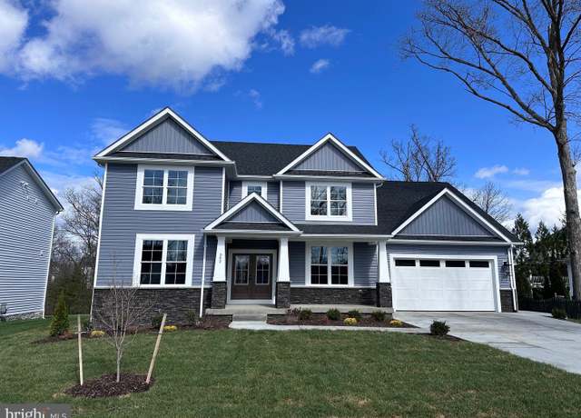 Property at 229 Taggart Dr, Winchester, VA 22602, 5 beds, 3.5 baths