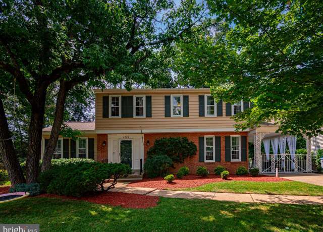 Property at 14808 Cranoke St, Centreville, VA 20120, 4 beds, 2.5 baths