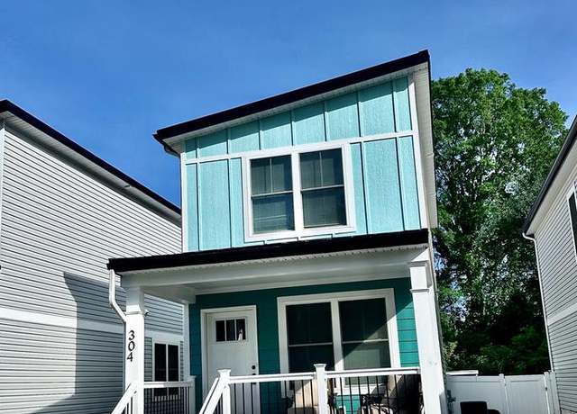 Property at 304 1st St, Colonial Beach, VA 22443, 2 beds, 2.5 baths