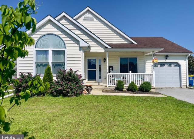 Property at 8 Aidone Ln, Smyrna, DE 19977, 3 beds, 2 baths