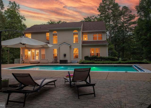 Property at 39308 Persimmon Creek Rd, Mechanicsville, MD 20659, 6 beds, 4 baths