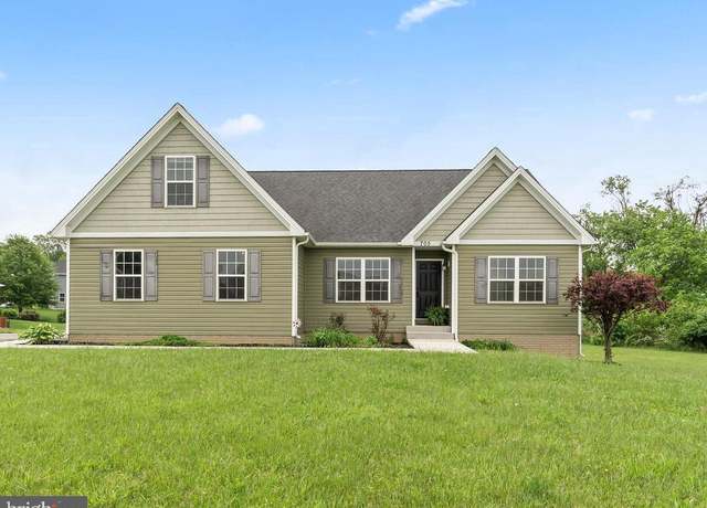 Property at 705 Beaver Creek Rd, Hagerstown, MD 21740, 4 beds, 3 baths