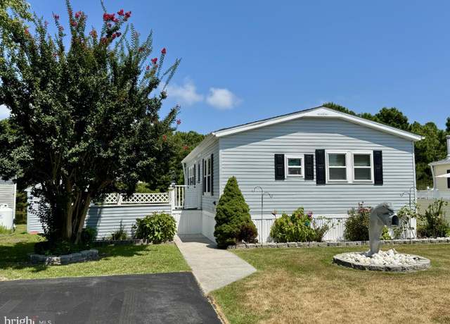 Property at 8801 Bay Ridge Dr, Berlin, MD 21811, 2 beds, 1 bath