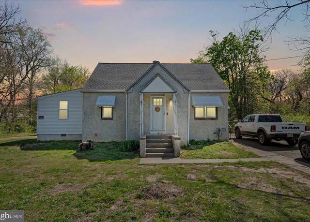 Property at 182 S Delsea Dr, Glassboro, NJ 08028, 3 beds, 2 baths