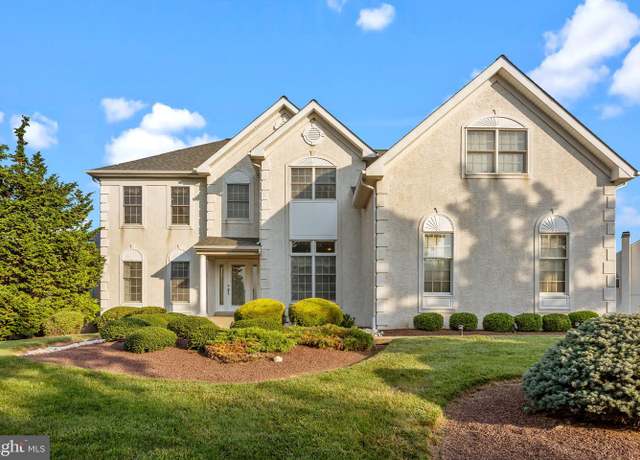 Property at 28 Dartmouth Ln, Richboro, PA 18954, 4 beds, 3 baths