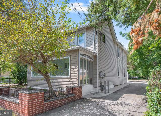 Property at 7330 Sycamore Ave, Elkins Park, PA 19027, 5 beds, 2.5 baths