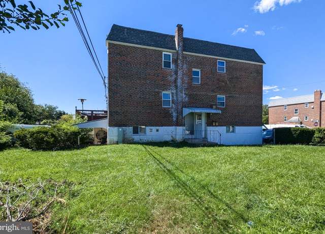 Property at 3658 Genesee Dr, Philadelphia, PA 19154, 4 beds, 2 baths