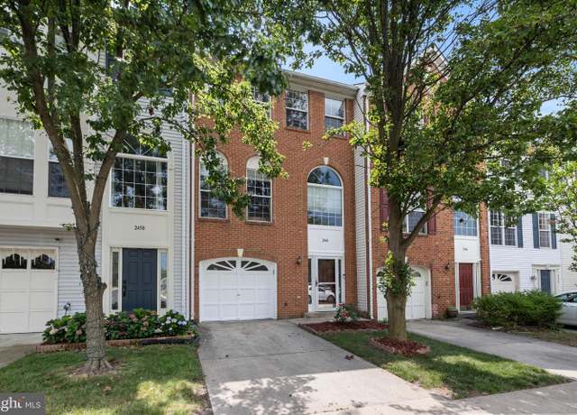 Property at 2448 Rolling Plains Dr, Herndon, VA 20171, 4 beds, 3 baths