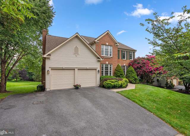 Property at 4532 Doncaster Dr, Ellicott City, MD 21043, 4 beds, 3.5 baths