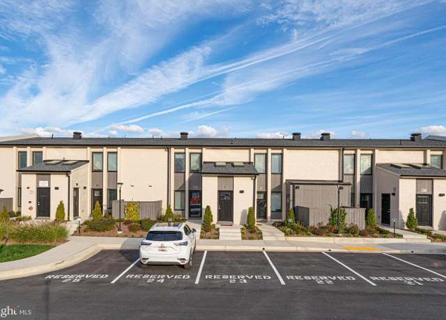 Property at 19520 Village Walk Dr Unit 3-106, Montgomery Village, MD 20886, 3 beds, 2 baths