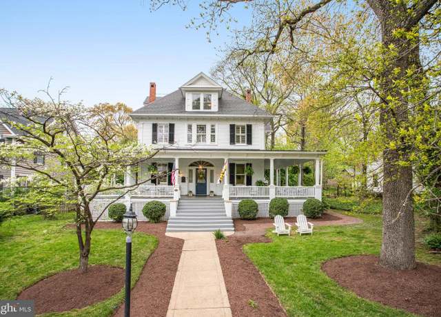 Property at 415 W Montgomery Ave, Rockville, MD 20850, 6 beds, 2.5 baths