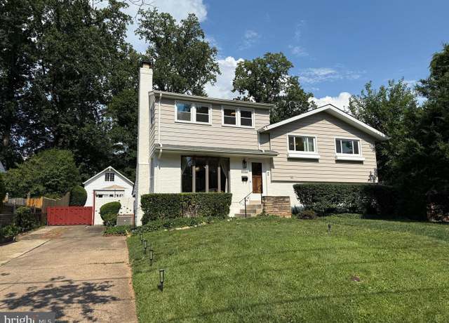 Property at 9713 Holmhurst Rd, Bethesda, MD 20817, 6 beds, 4.5 baths