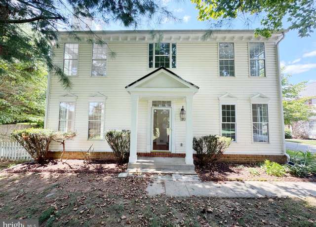 Property at 9600 Oyster Point Way, Gaithersburg, MD 20886, 4 beds, 3.5 baths