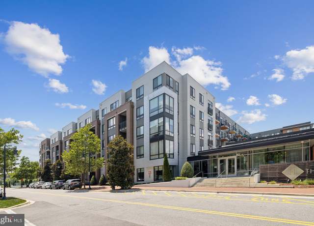 Property at 145 Riverhaven Dr #133, Oxon Hill, MD 20745, 2 beds, 2 baths