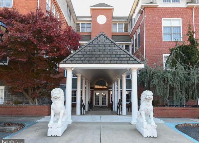 Property at 100 Aura Rd #214, Clayton, NJ 08312, 1 bed, 2 baths