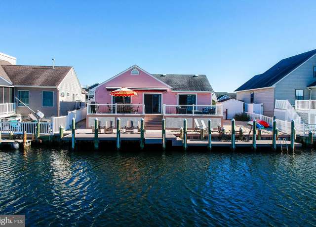 Property at 28 Diane Rd, Manahawkin, NJ 08050, 3 beds, 2 baths