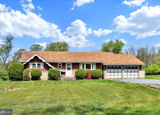 Property at 189 S Garfield Rd, Bernville, PA 19506, 3 beds, 1.5 baths