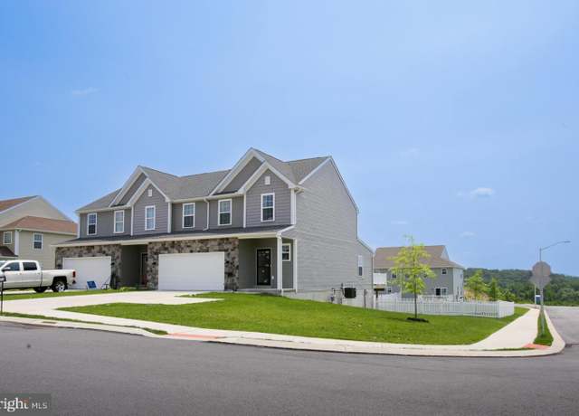 Property at 222 Ida Red Dr, Leesport, PA 19533, 3 beds, 2.5 baths
