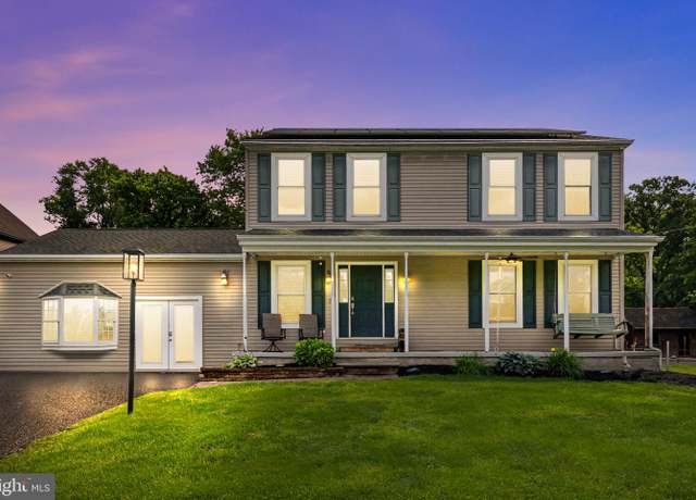 Property at 613 Main St, Langhorne, PA 19047, 3 beds, 3.5 baths