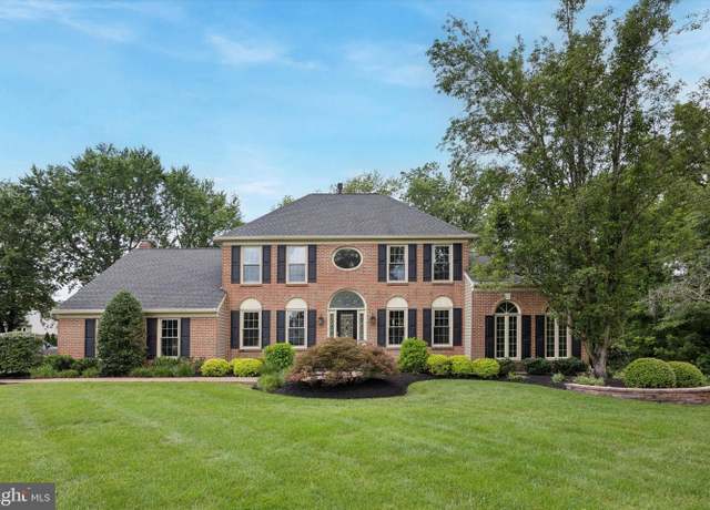 Property at 243 Norsam Dr, Langhorne, PA 19047, 4 beds, 3.5 baths