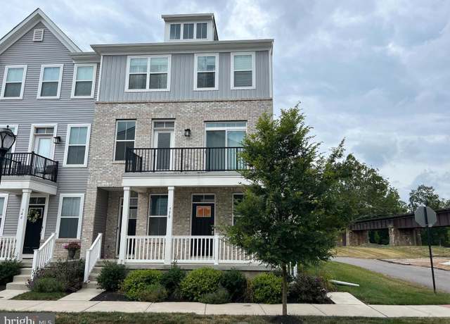 Property at 750 Ore St, Phoenixville, PA 19460, 2 beds, 1.5 baths