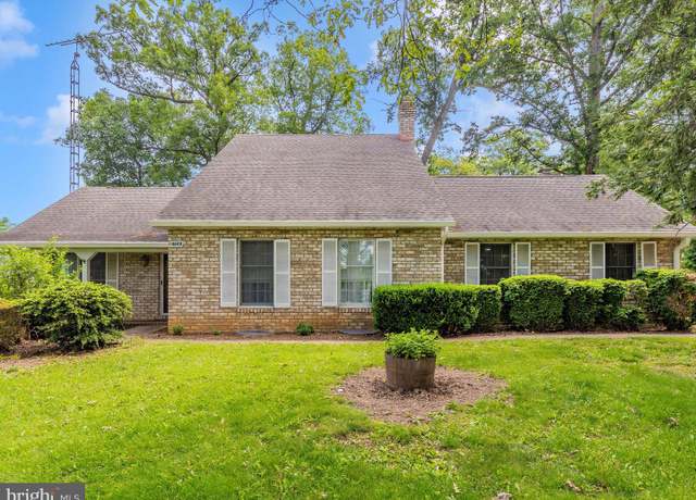 Property at 4600 Wayne Rd, Chambersburg, PA 17201, 3 beds, 2.5 baths