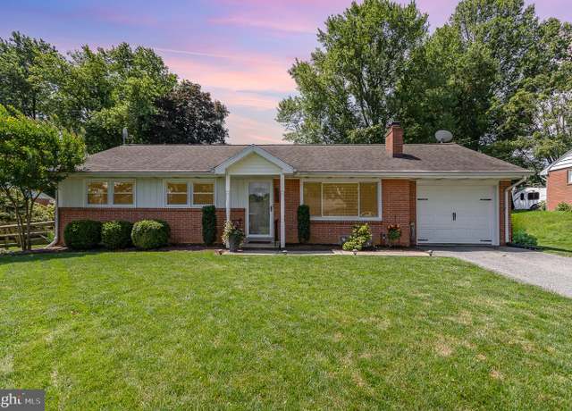Property at 1556 Lambeth Rd, Lancaster, PA 17601, 3 beds, 2 baths