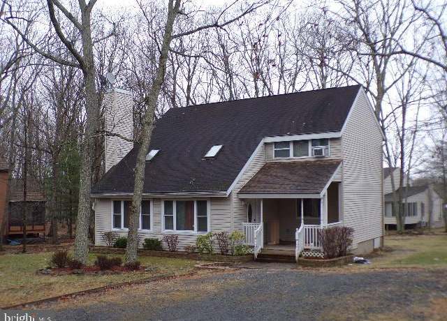 Property at 1292 Brentwood Dr, East Stroudsburg, PA 18301, 3 beds, 2 baths